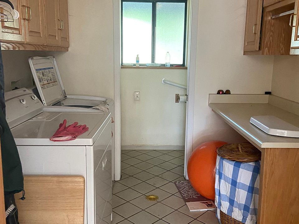 1st image of 4413 Bridgeport Dr