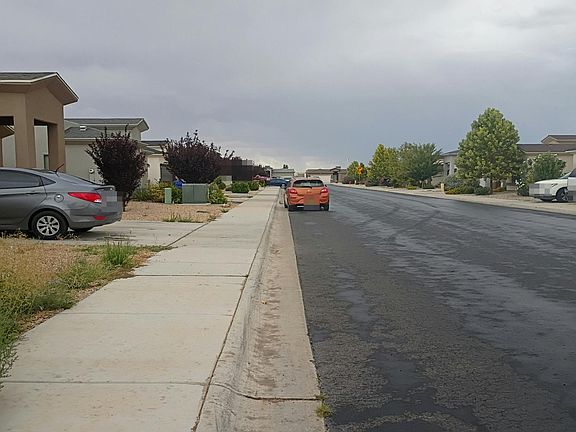 4th image of 3860 Caspian Rd