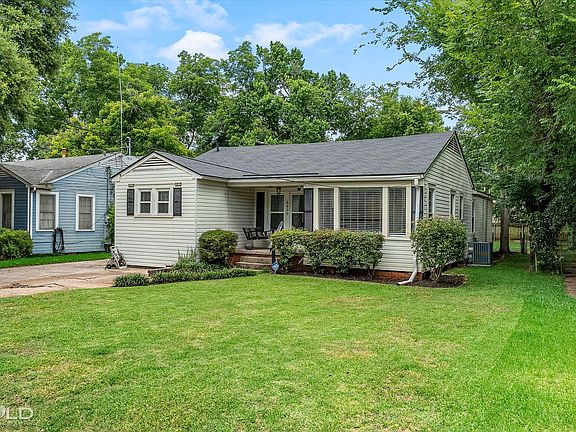 3rd image of 4449 Finley Dr