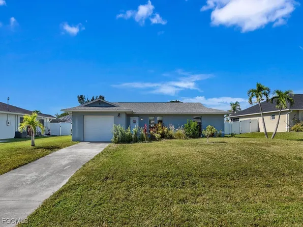1412 SW 4th Pl, Cape Coral, FL 33991
