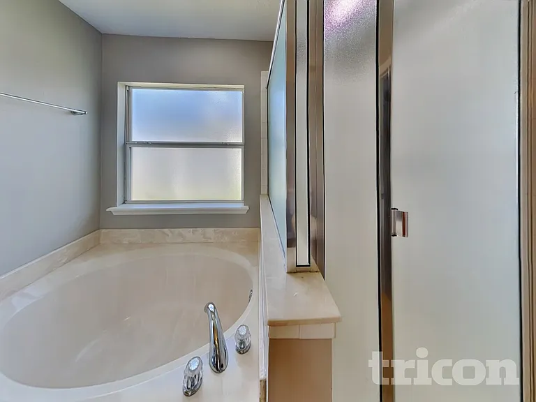 11238 Justin Oaks Dr — Photo 7