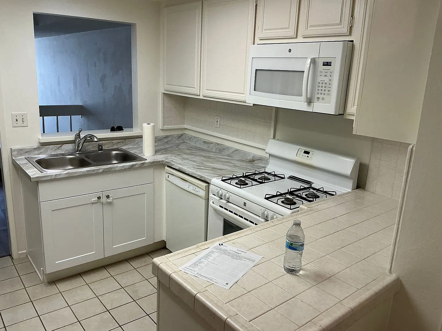 2 Bedroom 2 Bath ground floor Condo in Mission Viejo — Photo 1