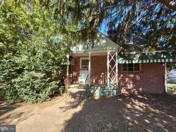 403 Temple Blvd, Palmyra, NJ 08065