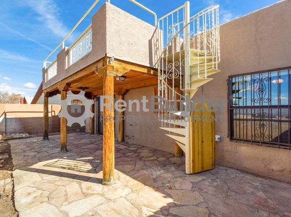 2805 Palo Verde Dr NE APT A