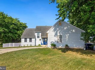 1014 Ivy Ct, Williamstown, NJ 08094