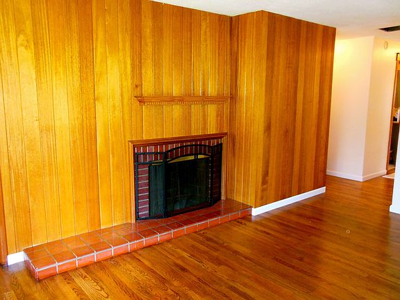 2nd image of 1106 O St NE