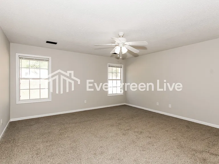 104 Autumn Woods Dr — Photo 7