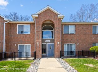3021 Birch Row Dr APT 11, East Lansing, MI 48823