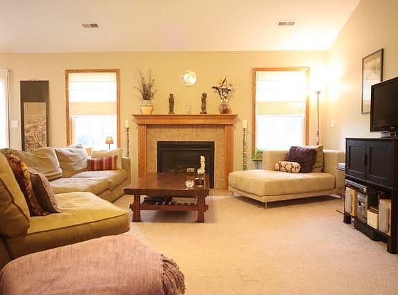 515  Walnut Lawrence, KS listing photo #4