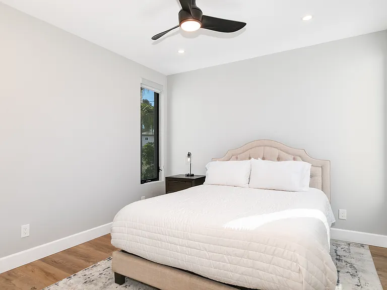 3608 Oleander Dr — Photo 12