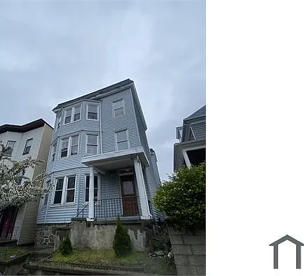 57 Cliff Ave #3