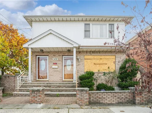 1458 Blake Ave, Brooklyn, NY 11208