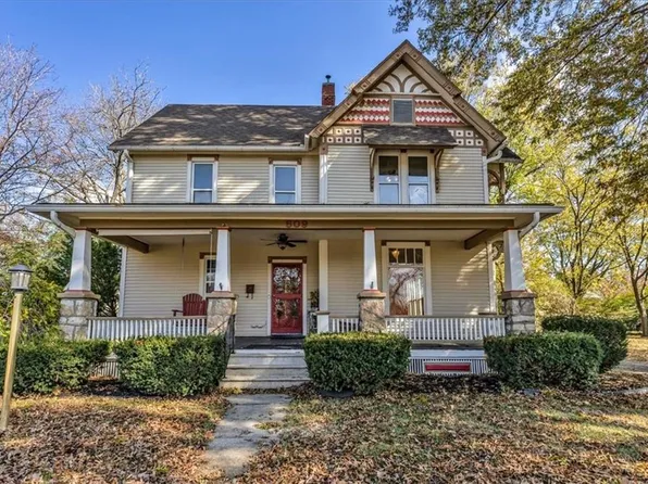 509 SE Miller St, Lees Summit, MO 64063