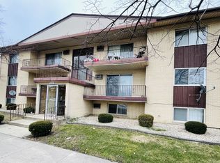 18361 Torrence Ave APT 1B, Lansing, IL 60438