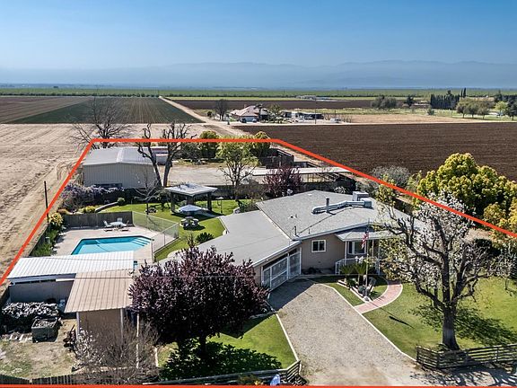 3rd image of 10115 Stenderup Ave