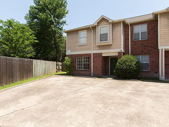 2nd image of 10007 Emerald Creek Dr Unit A