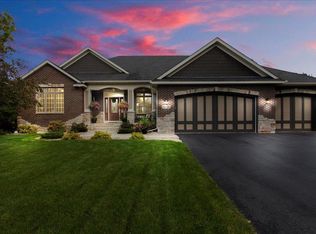 10780 Regent Ave N, Brooklyn Park, MN 55443
