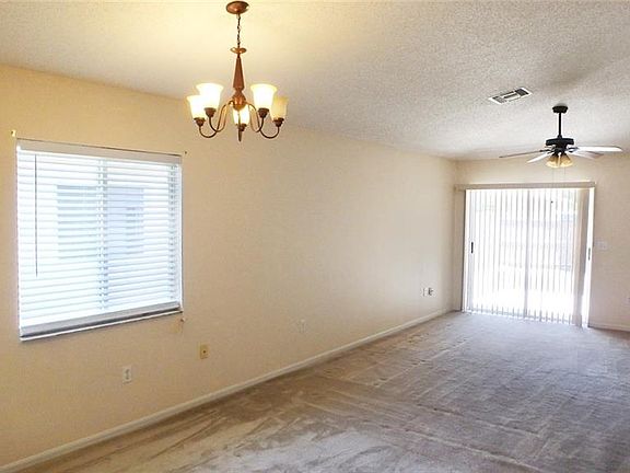 5th image of 4430 Country Hills Blvd