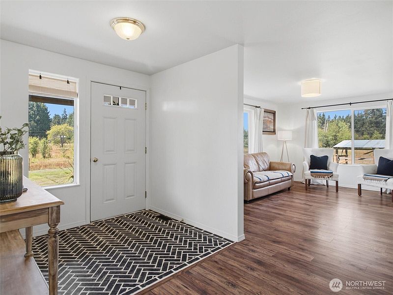 5th image of 35401 S 40th Avenue
