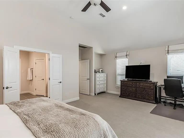 1613 Water Oak Point Dr — Photo 14