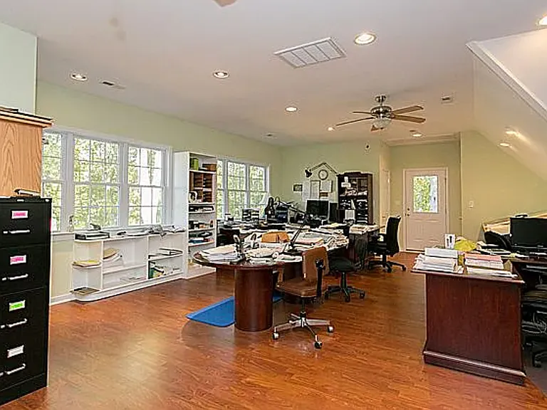 16521 River Rd — Photo 6