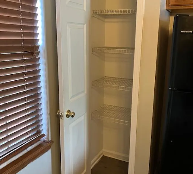 Kitchen storage