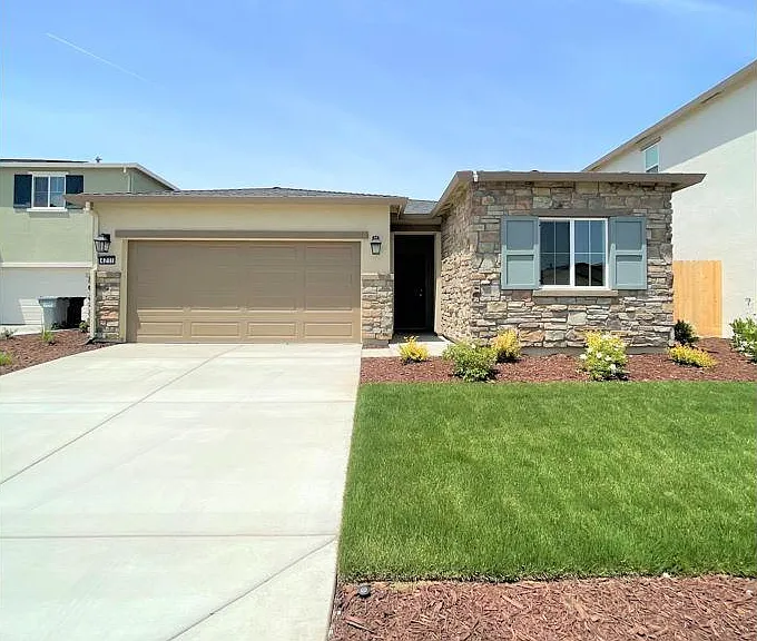 4211 Candle Ct — Photo 1