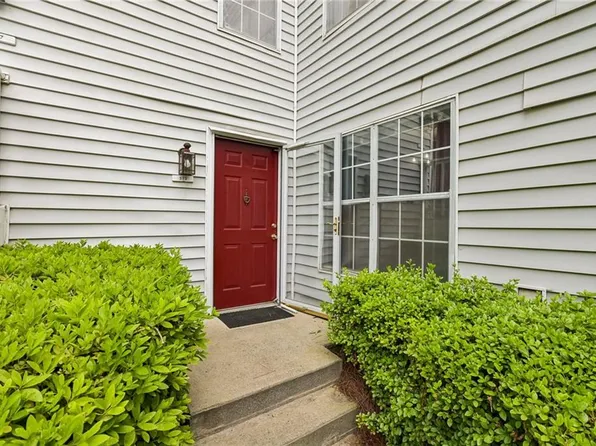 513 Glenleaf Dr, Peachtree Corners, GA 30092