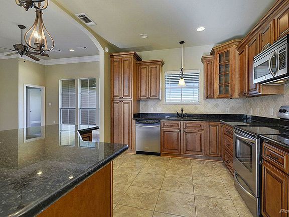 3rd image of 12431 Fawnwood Dr