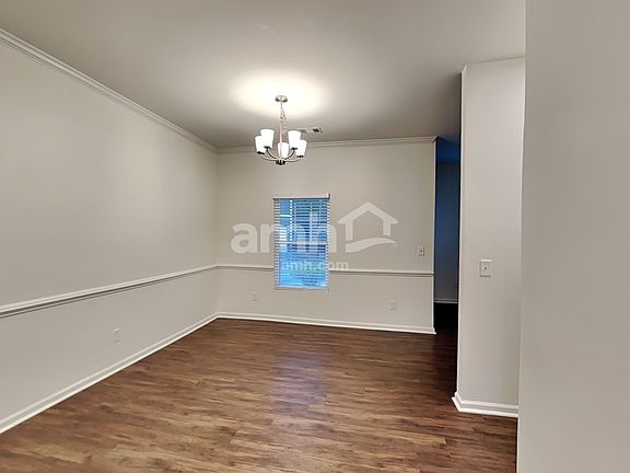 4th image of 631 Sunflower Dr