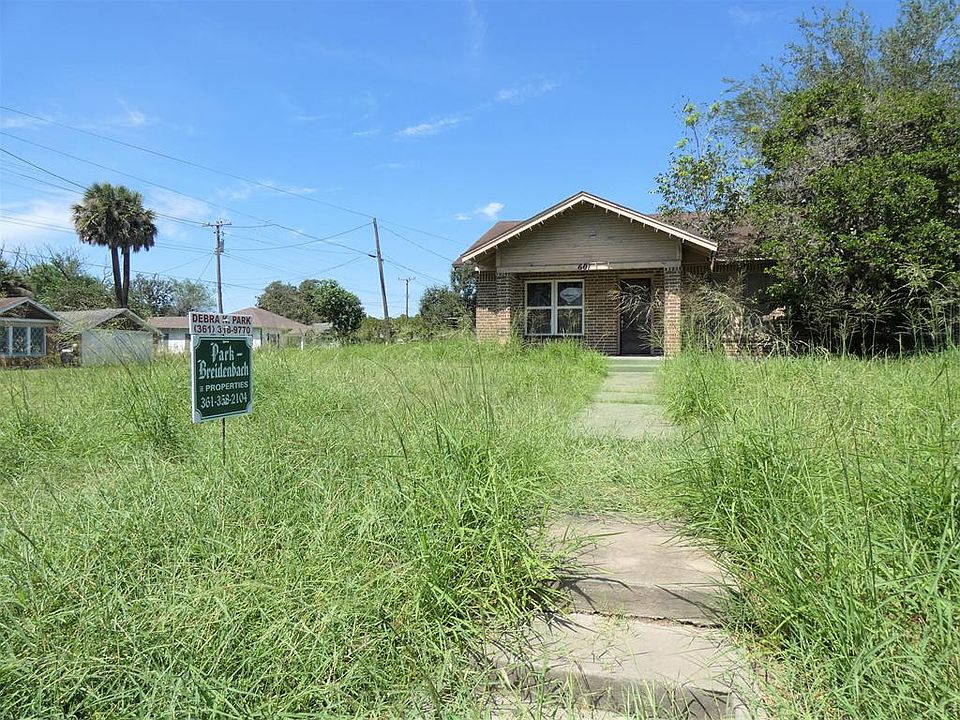1st image of 601 E Corpus Christi St