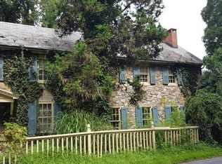 10 Stouts Valley Rd, Williams Twp, PA 18042