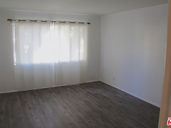 4th image of 1121 N Olive Dr APT 114