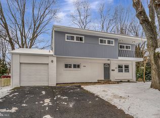 1318 Quincy Dr, Wilmington, DE 19803