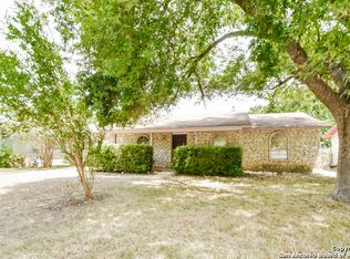 12402 Lone Shadow Trl, Live Oak, TX 78233