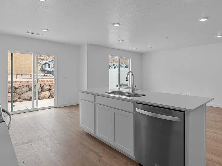 2105 S Wolverine Way #2433 — Photo 9