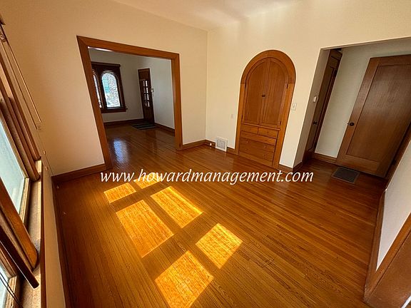 4th image of 2211 Ocean Ave