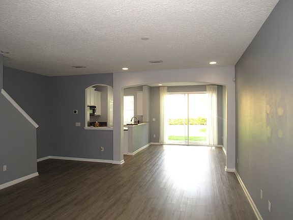 3rd image of 3735 Creswick Cir #H-1-1
