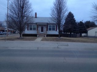 2401 E North Grand Ave, Grandview, IL 62702