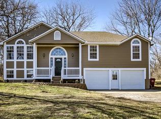 12606 S Al Gossett Rd, Lone Jack, MO 64070