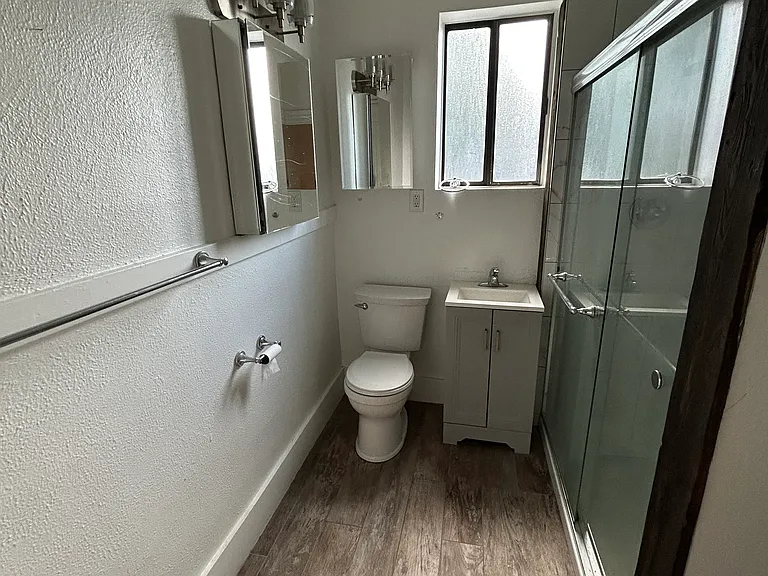 243 S Lincoln St #B — Photo 21