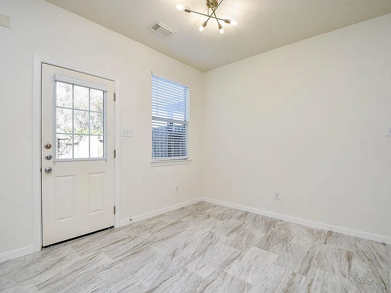 5607 Stonecloud Ln — Photo 14