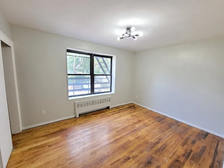 603-604 Elizabeth Ave #4A — Photo 7