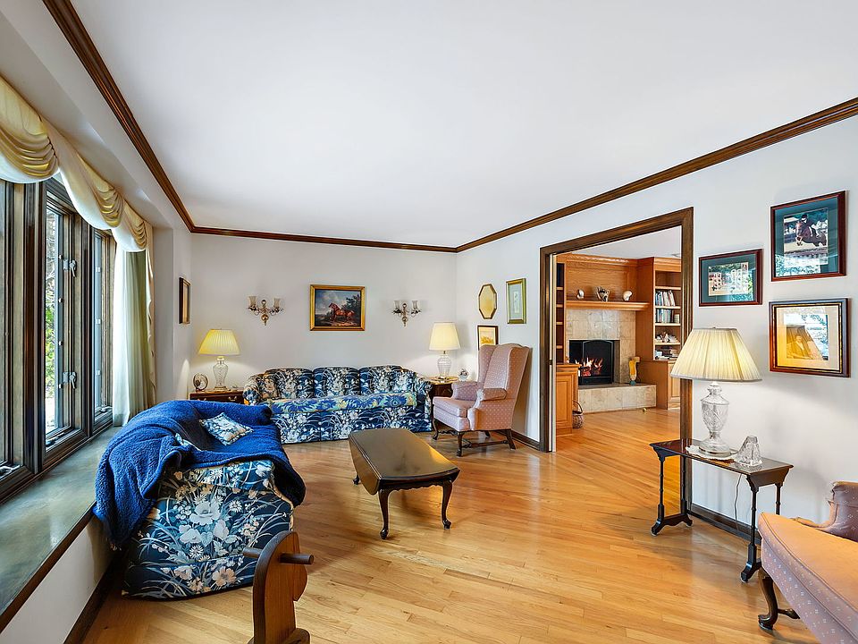 831 Interlaken Ln, Libertyville, IL 60048 MLS 11914015 Zillow