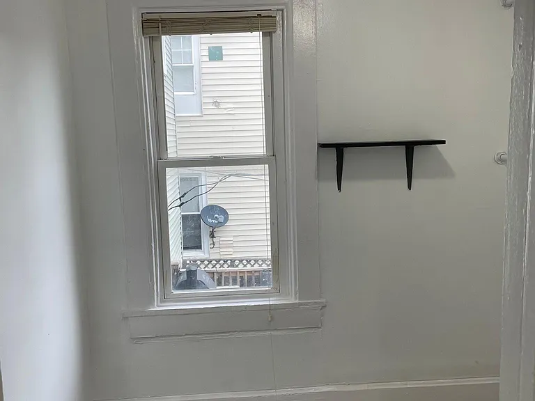 1721 N Kimball Ave #2R — Photo 4