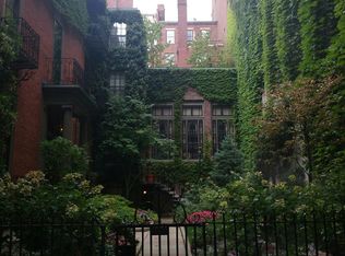 29B Chestnut St, Boston, MA 02108