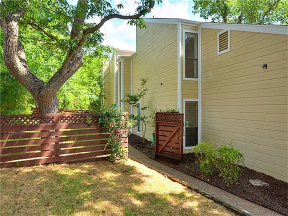 4th image of 6112 Gardenridge Holw