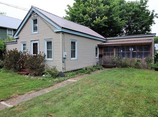 25 Pearl St, Westfield, NY 14787