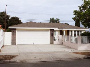 1402 S Shawnee Dr, Santa Ana, CA 92704