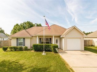 28462 Twilight Dr, Ponchatoula, LA 70454